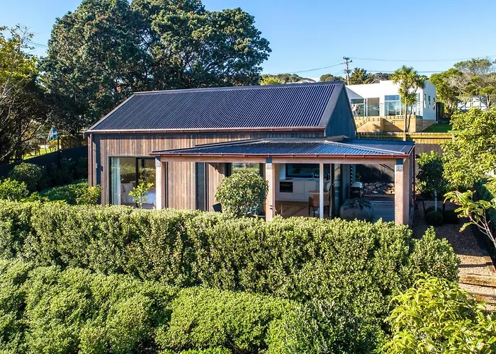 Moa 30 Runga - Stay Waiheke